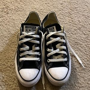 Converse All-Stars size 6M/8W